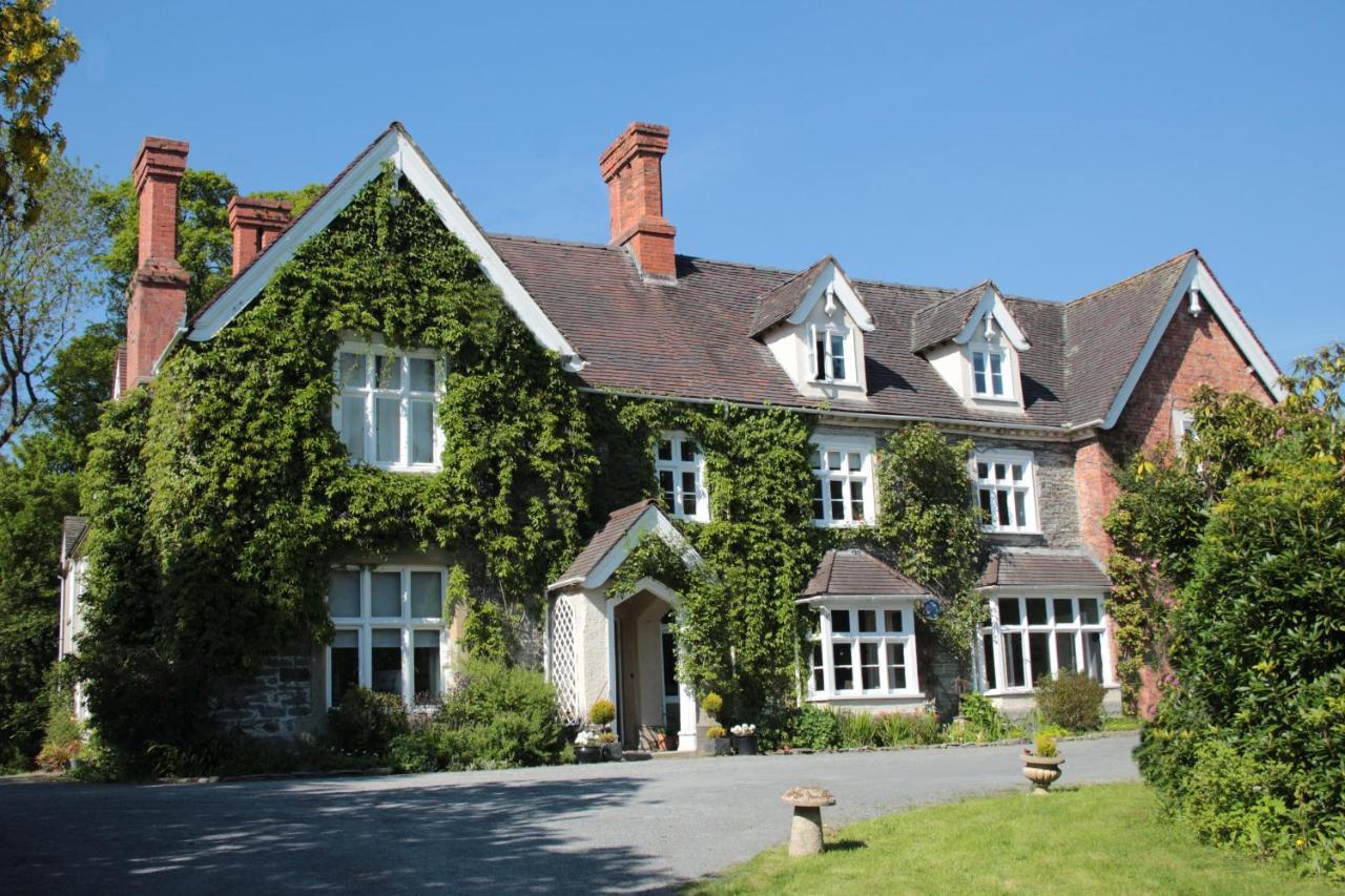 Milebrook House Bed and Breakfast Knighton  Eksteriør billede