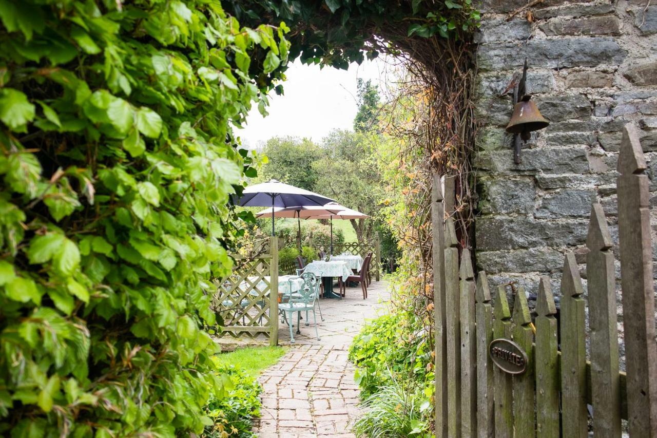 Milebrook House Bed and Breakfast Knighton  Eksteriør billede