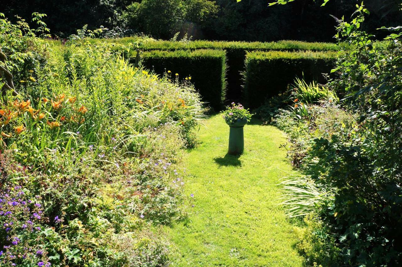 Milebrook House Bed and Breakfast Knighton  Eksteriør billede