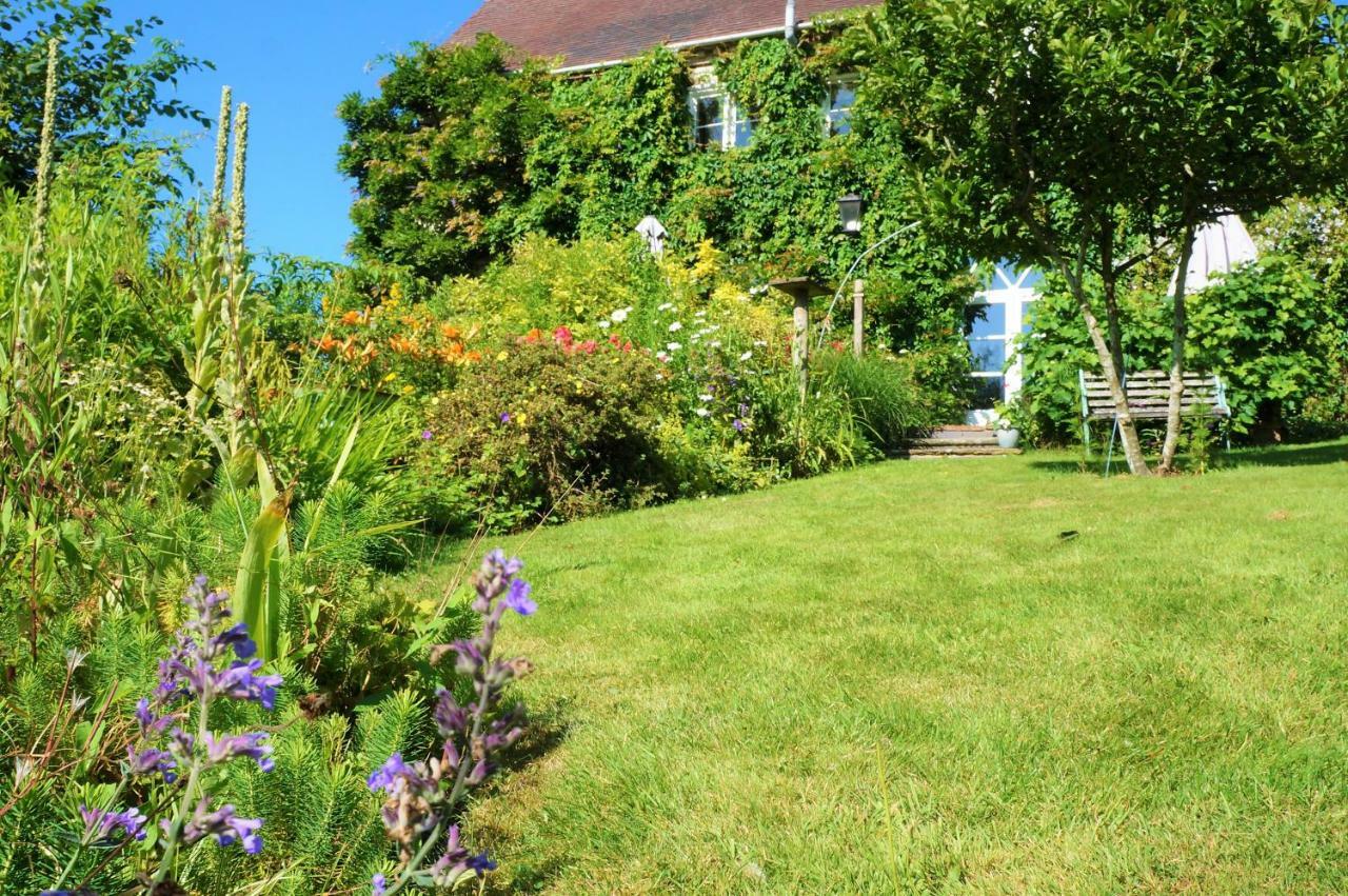 Milebrook House Bed and Breakfast Knighton  Eksteriør billede